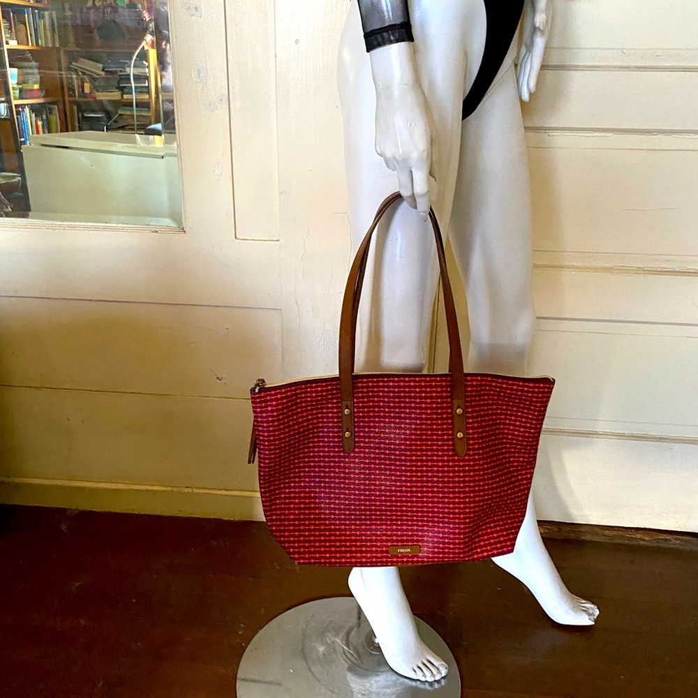FOSSIL tote